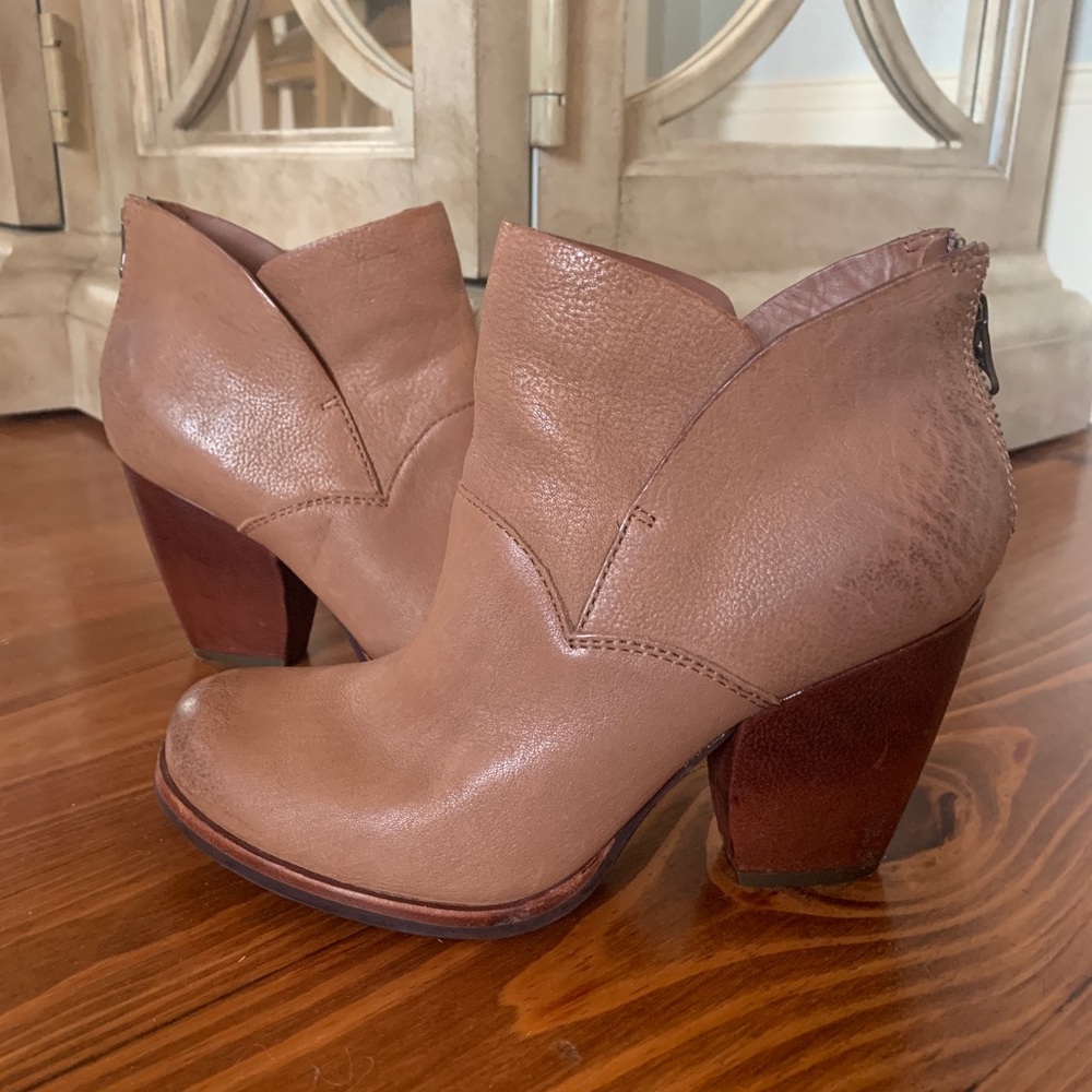 Kork-ease Castaneda Booties